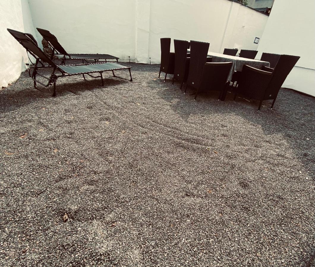 Traumhaftes 1-Zi Apartment Mit Gartennutzung Naehe Krefeld Hbf エクステリア 写真