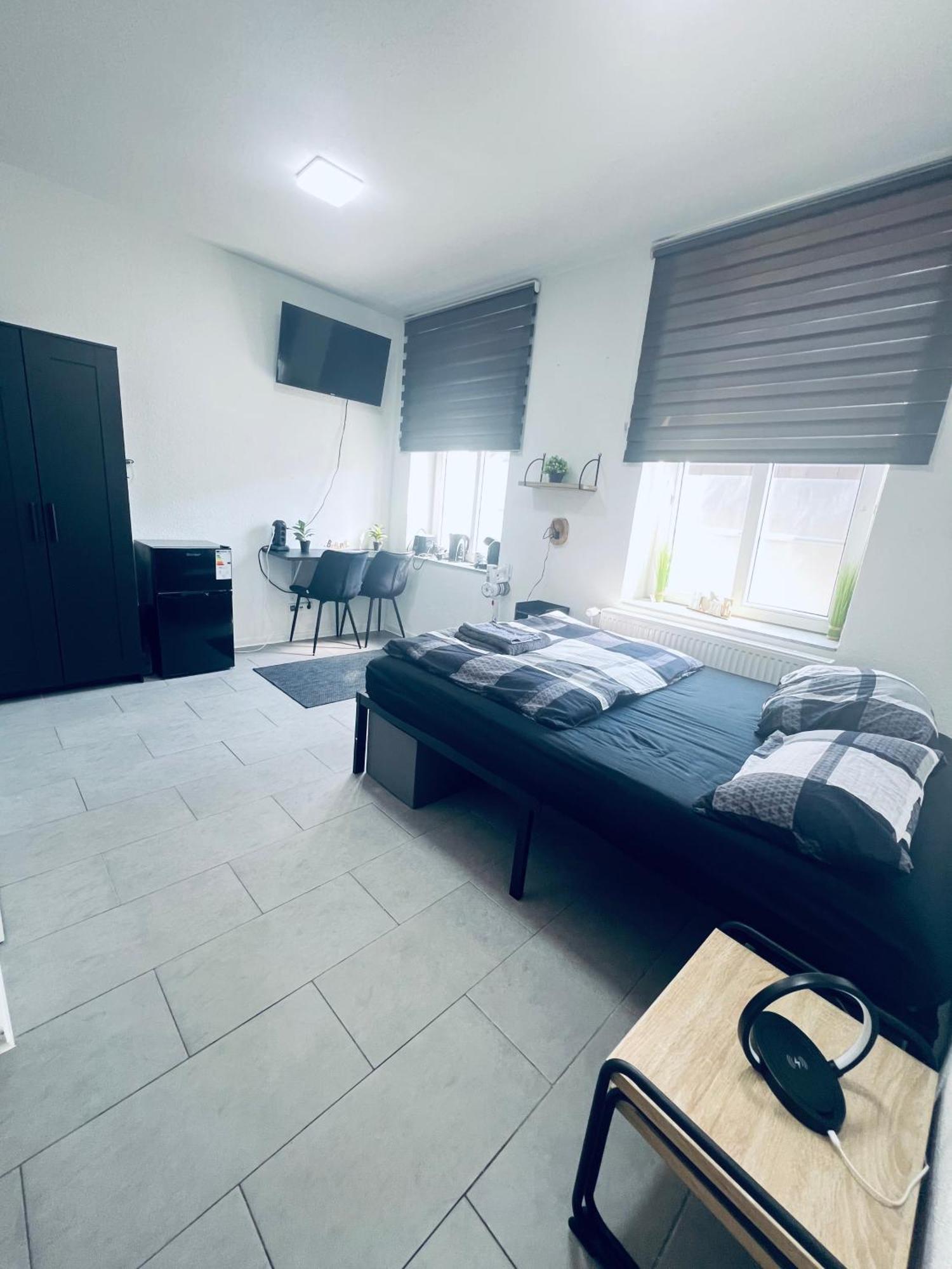 Traumhaftes 1-Zi Apartment Mit Gartennutzung Naehe Krefeld Hbf エクステリア 写真